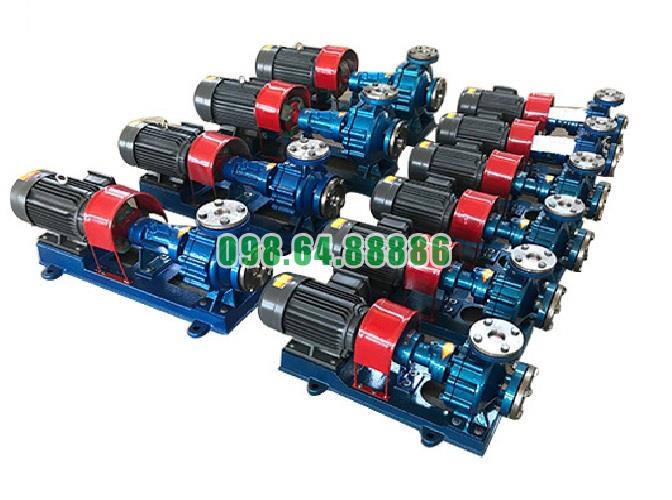 Bơm ly tâm dầu nóng RY100-65-200A công suất 22 kW, cột áp 44 m, lưu lượng 94 m3/h